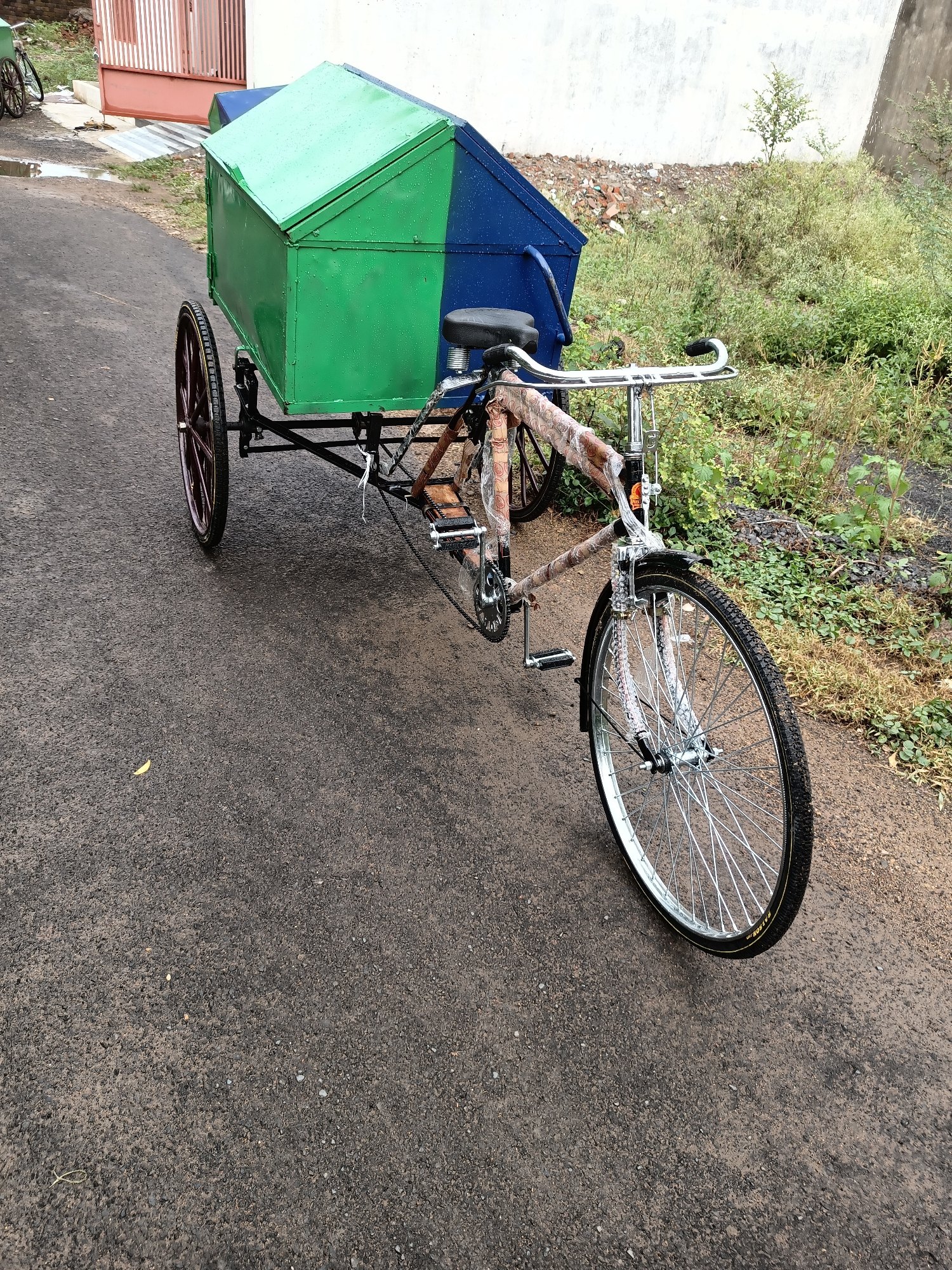 Garbage Rickshaw Manufacturer in Delhi - Waste Collection Cycle Rickshaw